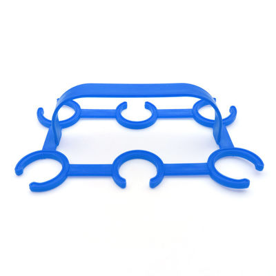 Porta garrafas de plástico de 6 pacotes de HDPE para aplicações de diâmetro de garrafa de 27-28 mm